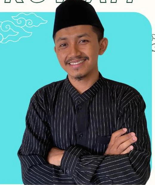 Ali Mukhtarom, S.Sos.